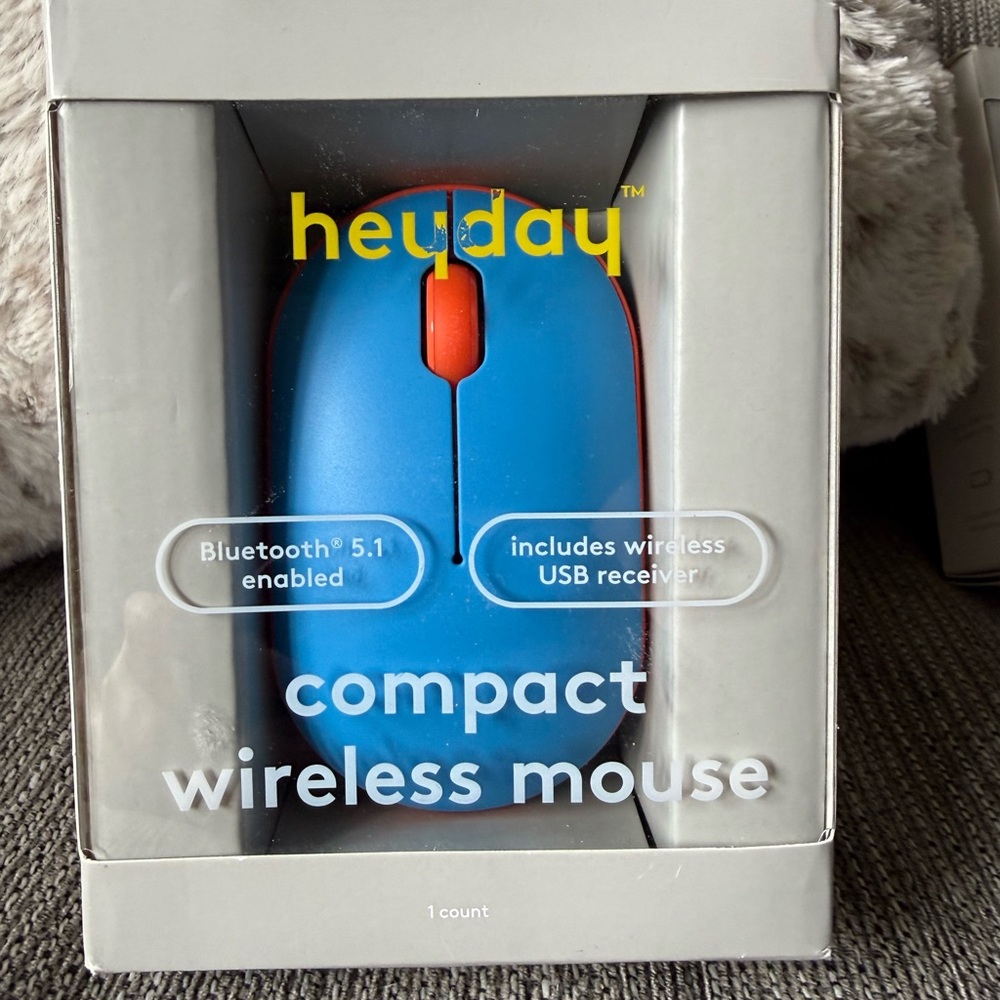 heyday Blue and Orange Compact Wireless Mouse